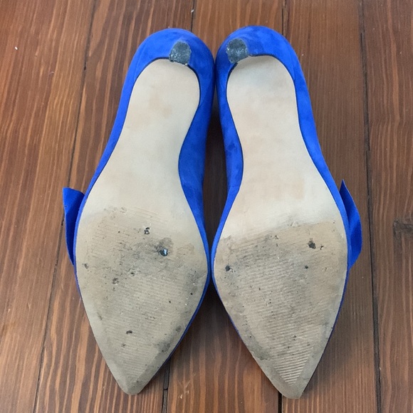 Blue suede pumps - Picture 8 of 9